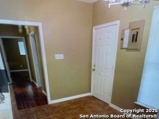 137 Hess St San Antonio, TX 78212 photo 5