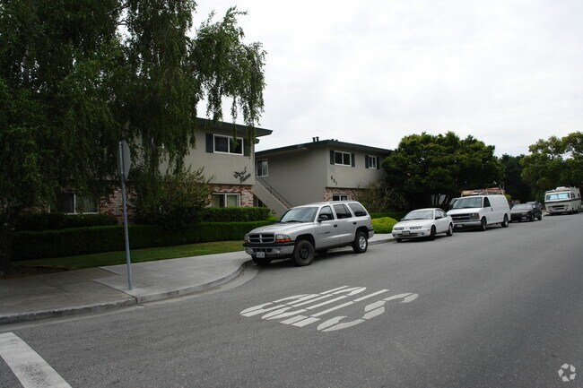 801 Walnut photo 2