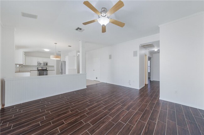 1202 Sundrop Pl Round Rock, TX 78665 photo 5