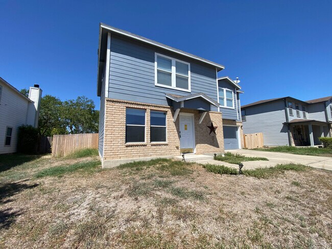 3215 Northwest Blvd New Braunfels, TX 78130 photo 3