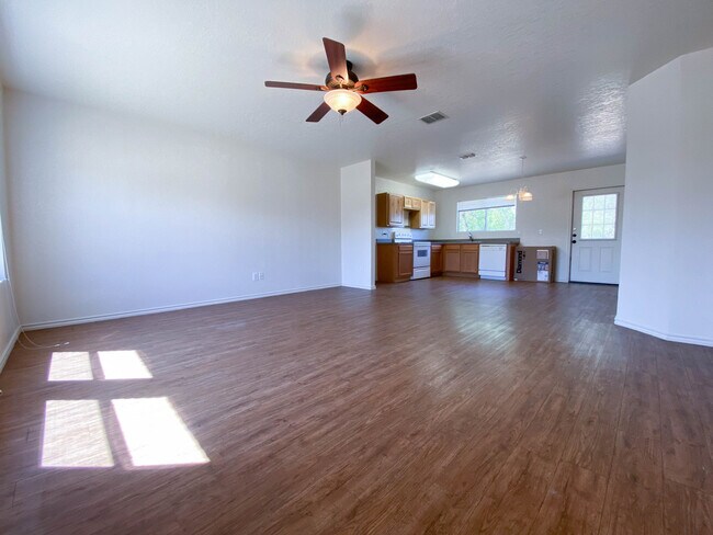 3215 Northwest Blvd New Braunfels, TX 78130 photo 4