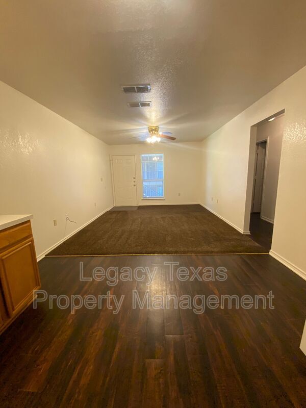 1112 Williams Ave Cleburne, TX 76033 photo 3