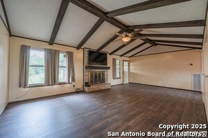 1002 River Oak Dr Seguin, TX 78155 photo 4
