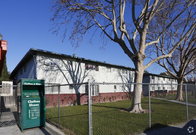McKee Apartments photo 3