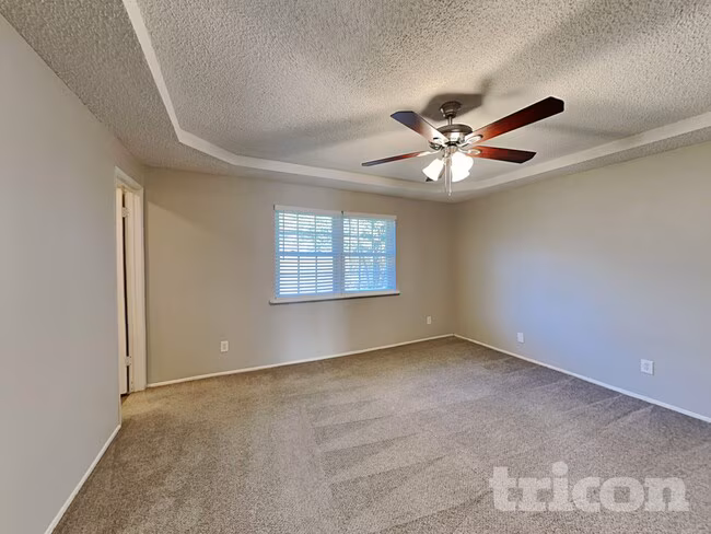 7437 Sandhurst Lane, North Richland Hills, TX 76182 photo 5