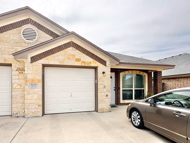 507 Sladecek Dr Killeen, TX 76542 photo 2