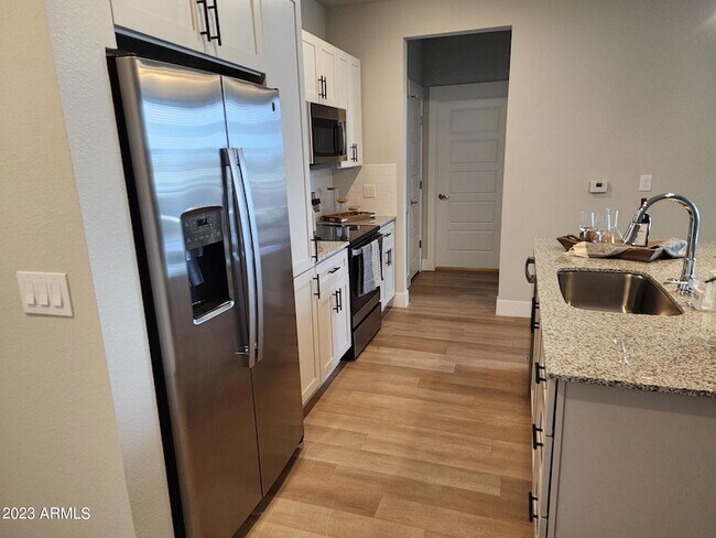 1375 N 145th Ave Goodyear, AZ 85395 photo 4