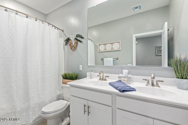 5922 N 199th Ln Litchfield Park, AZ 85340 photo 3