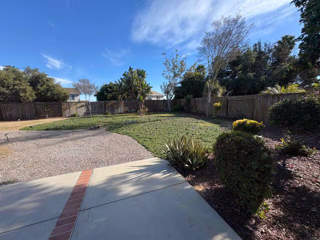367 Rimhurst Ct Oceanside, CA 92058 photo 3