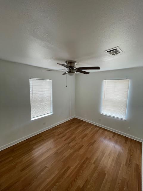 1105 1/2 Tillery St Austin, TX 78702 photo 2