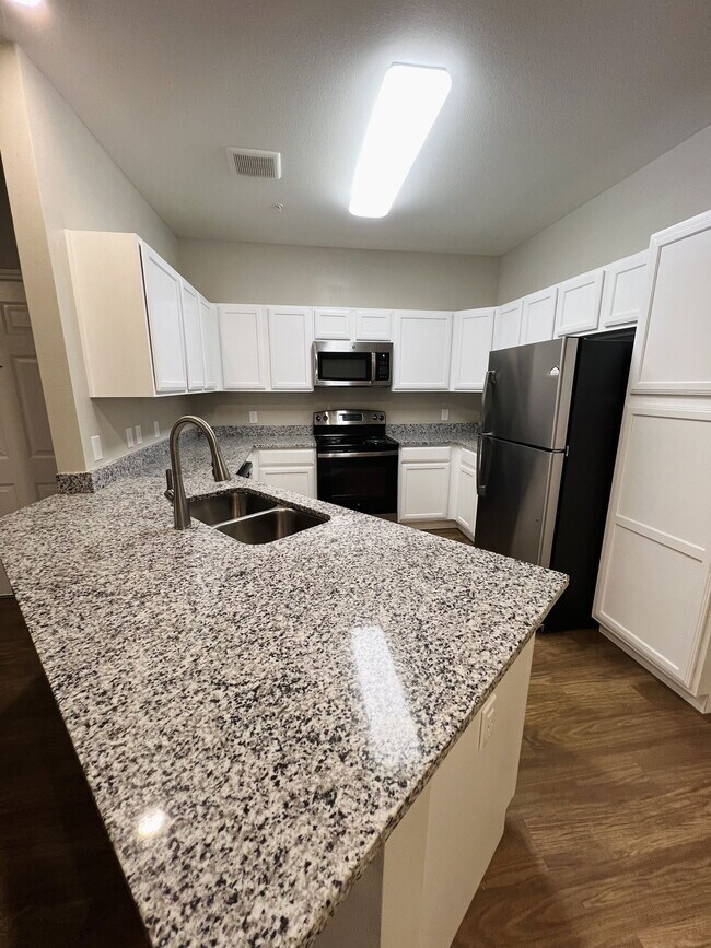 11414 Grand Lndg Cir Haslet, TX 76131 photo 3