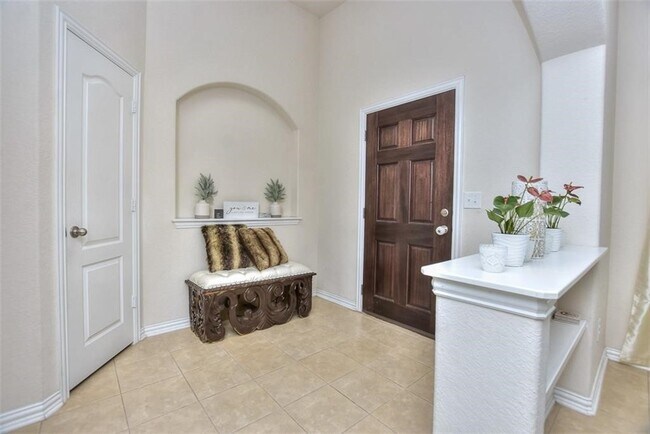 8072 Bassano Dr Round Rock, TX 78665 photo 4