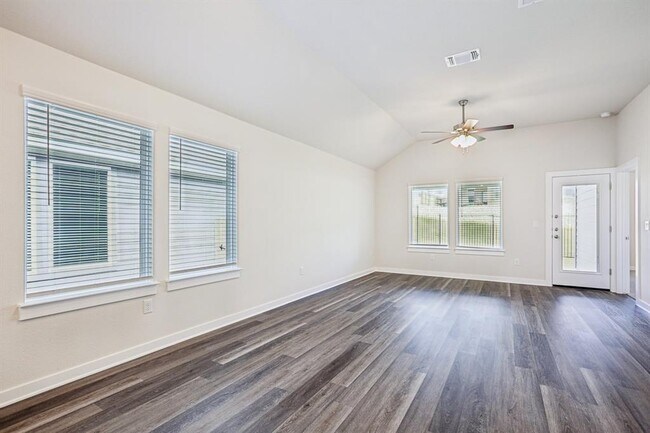 2304 Delano Dr Leander, TX 78641 photo 5
