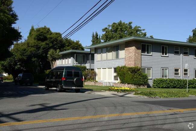 1171-1201 Noel Drive photo 3