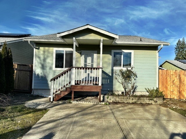 3541 Fair Winds Ln SE Port Orchard, WA 98366 photo 2