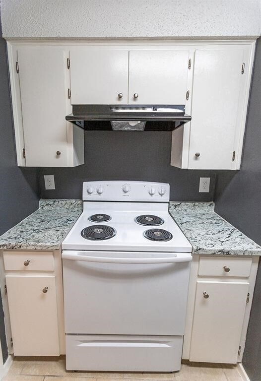 2619 Ektom Dr Austin, TX 78745 photo 3