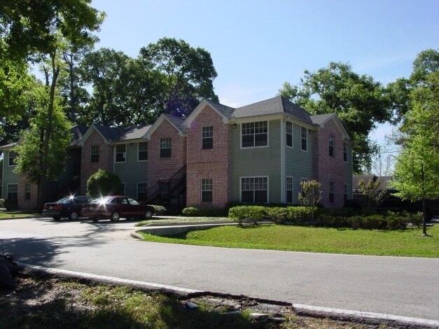 Saxon Square photo 2