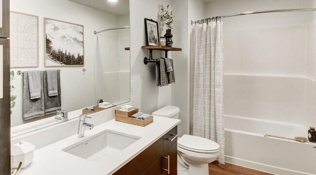 15551 NE Turing St Redmond, WA 98052 photo 4