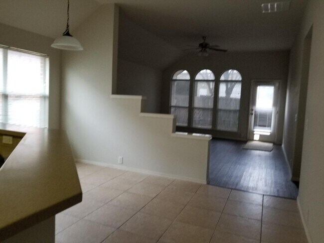 13320 Vista Glen Lane, Euless, TX 76040 photo 5