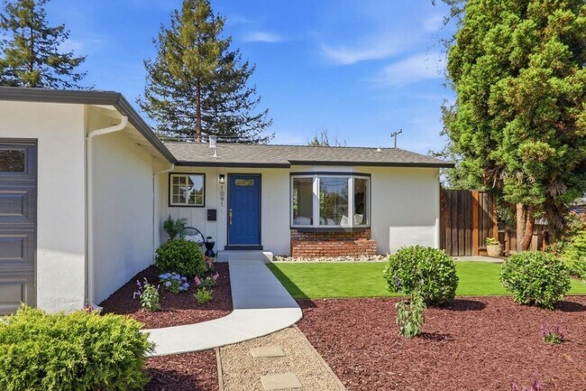 1091 W Latimer Ave Campbell, CA 95008 photo 3