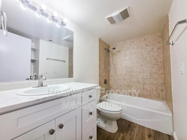 284 Roanoke Rd El Cajon, CA 92020 photo 5
