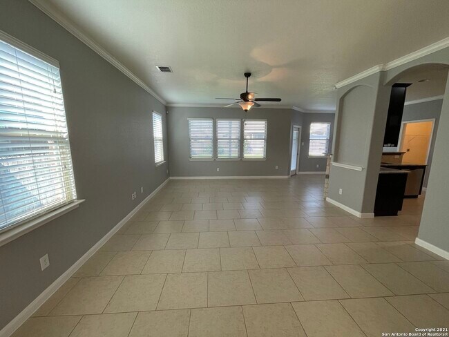 22831 Malabar Peak San Antonio, TX 78261 photo 3