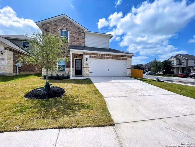 12740 Shoreline Dr San Antonio, TX 78254 photo 2