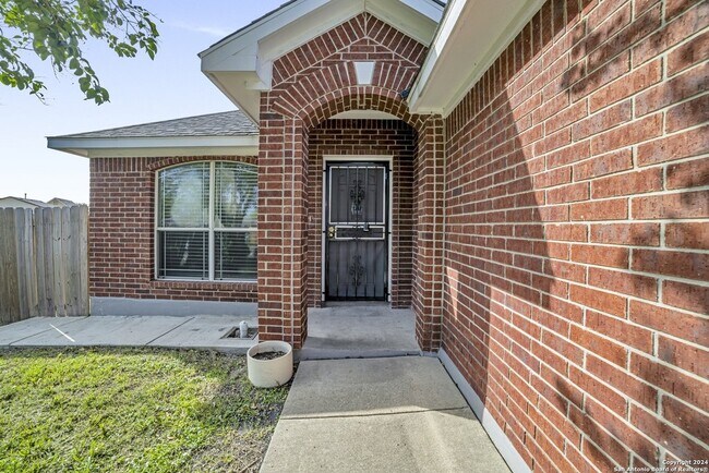 5802 Monica Pl San Antonio, TX 78228 photo 4