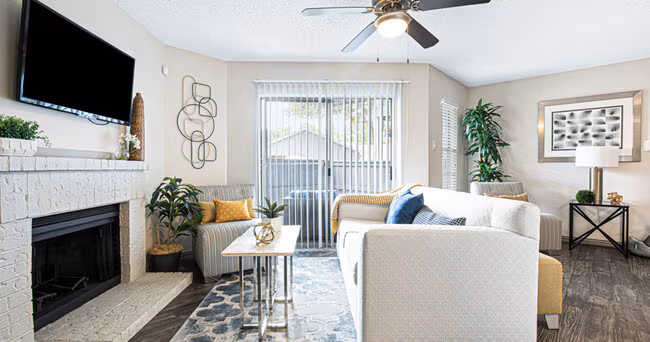 Oaks Of Lewisville Apartments photo 5