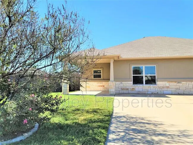 4865 Deep Drive Temple, TX 76502 photo 2
