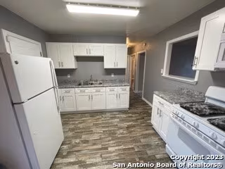 215 Edna San Antonio, TX 78220 photo 4