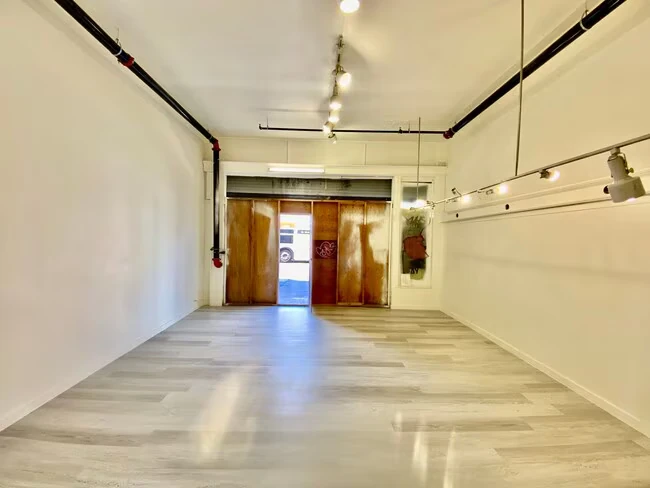 1426 Stockton St San Francisco, CA 94133 photo 3