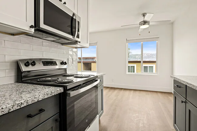 Terraza Hills photo 2