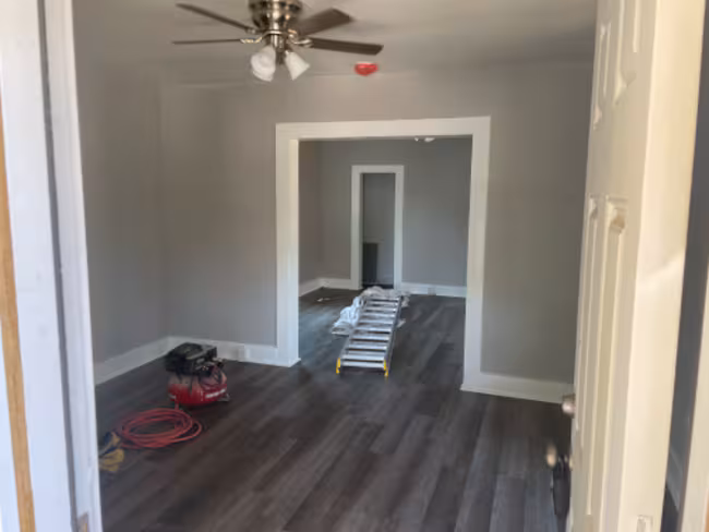 1415 N Jones St Fort Worth, TX 76164 photo 4