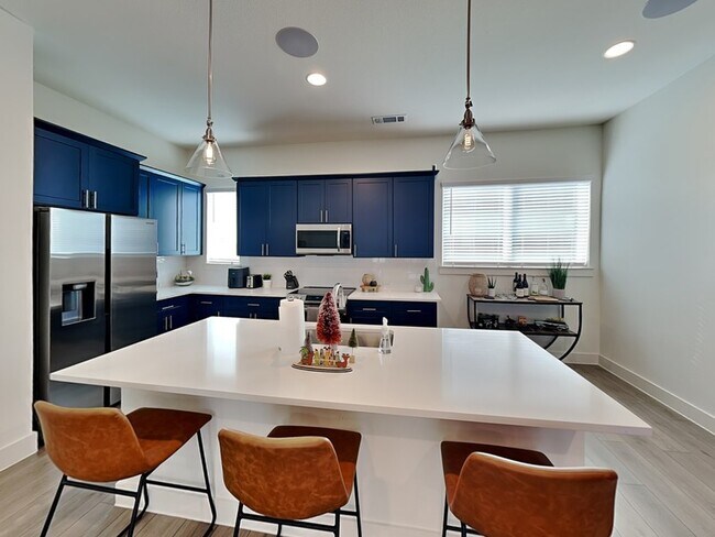 1733 West Cantey Street, Fort Worth, TX 76110 photo 4