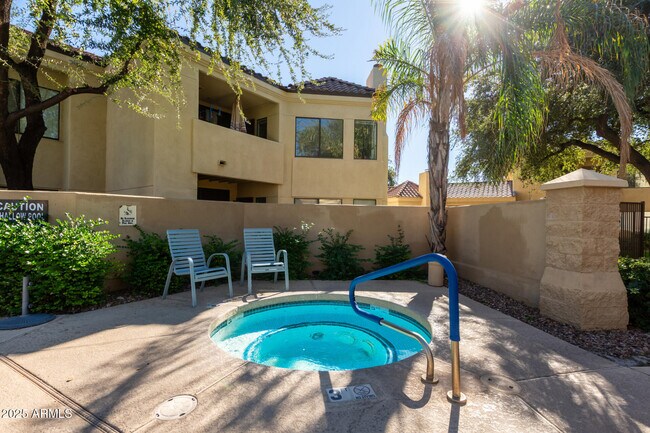 7575 E Indian Bend Rd Scottsdale, AZ 85250 photo 3
