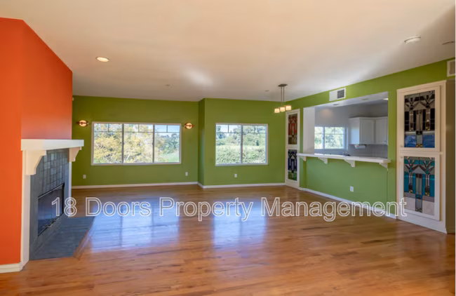 1352 24th St San Diego, CA 92102 photo 2