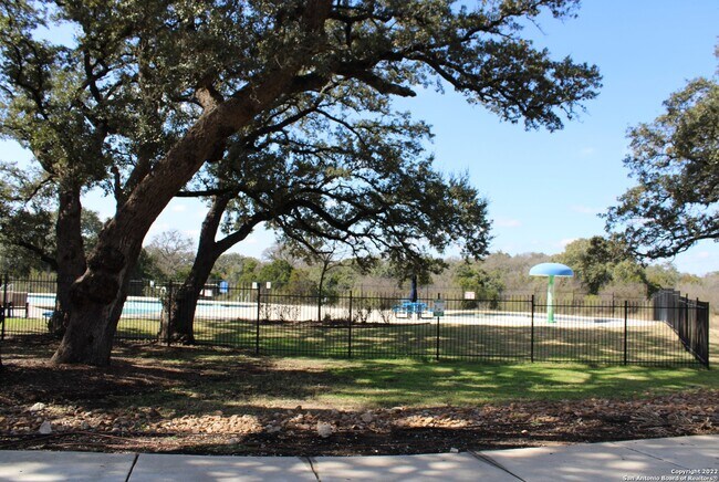6019 Akin Stroll San Antonio, TX 78261 photo 3