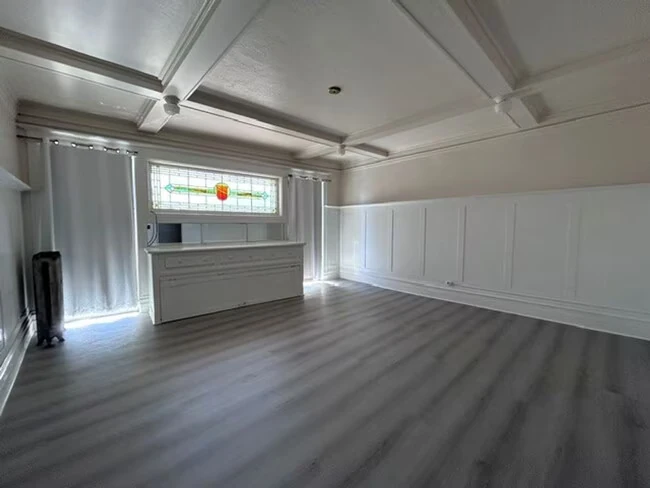 2437 Shattuck Ave. Berkeley, CA 94704 photo 5