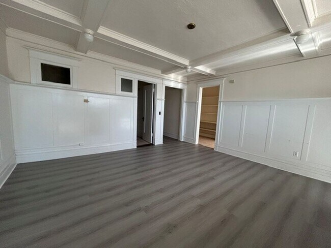 2437 Shattuck Ave. Berkeley, CA 94704 photo 4