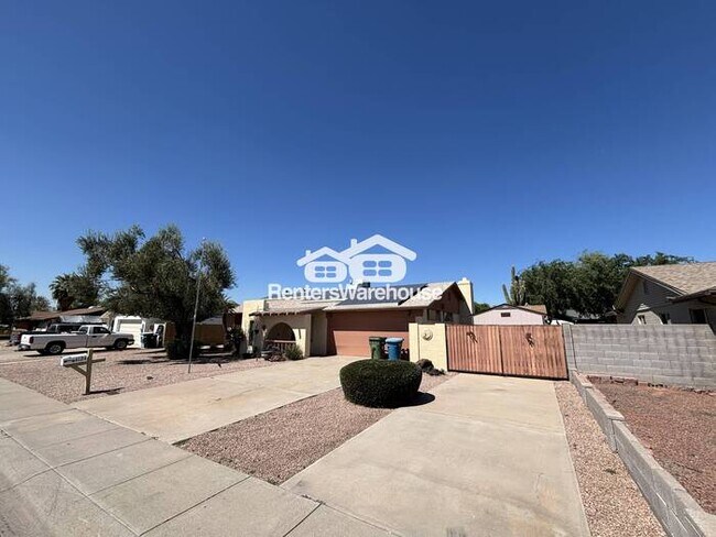 4124 W Yucca St Phoenix, AZ 85029 photo 2