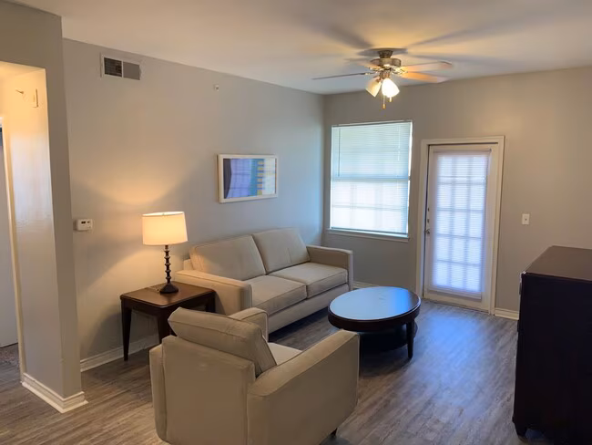Port Royal Apartment Homes photo 2