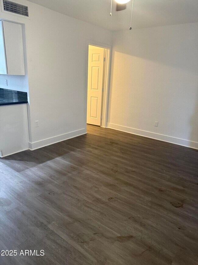 18202 N Cave Creek Rd Phoenix, AZ 85032 photo 4