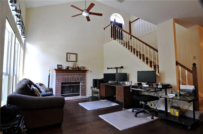 510 Raton Pass, Irving, TX 75063 photo 5