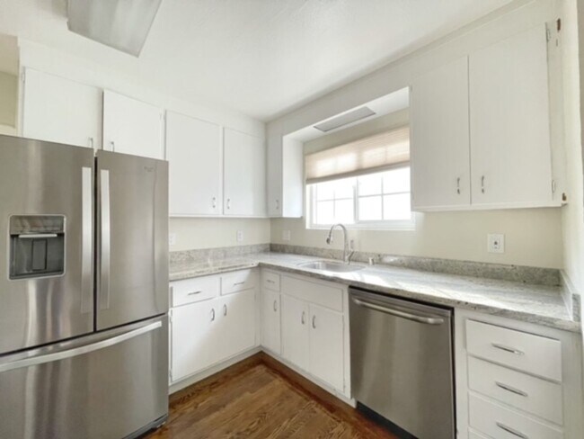 5307 Hillen Dr Oakland, CA 94619 photo 5