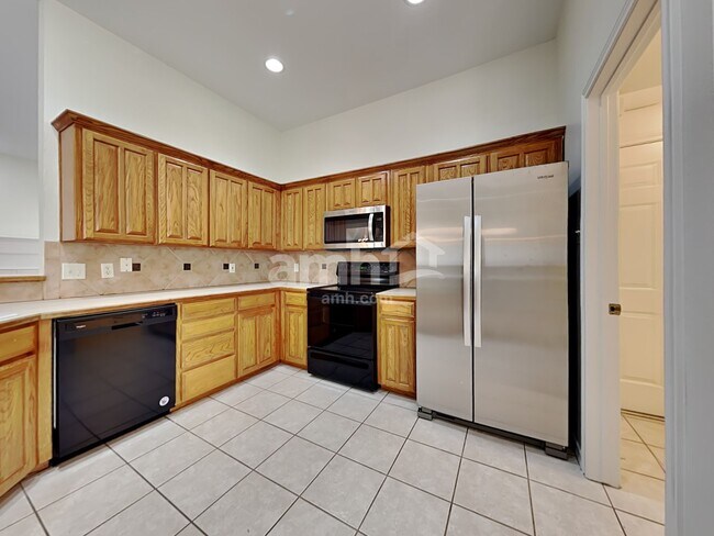 1100 Park Glen, Crowley, TX 76036 photo 3