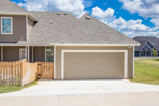 1133 Newcastle Dr Weatherford, TX 76086 photo 3