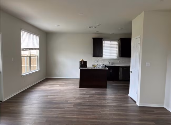 209 Prairie Falcon Wy Leander, TX 78641 photo 2