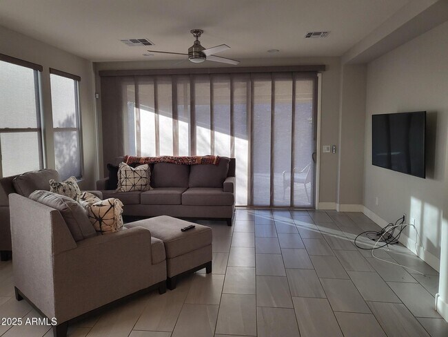 3904 Goldmine Cyn Wy Wickenburg, AZ 85390 photo 5