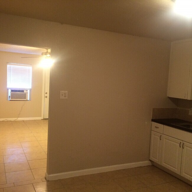 3717 Tuam Street, Houston, TX 77004 photo 2